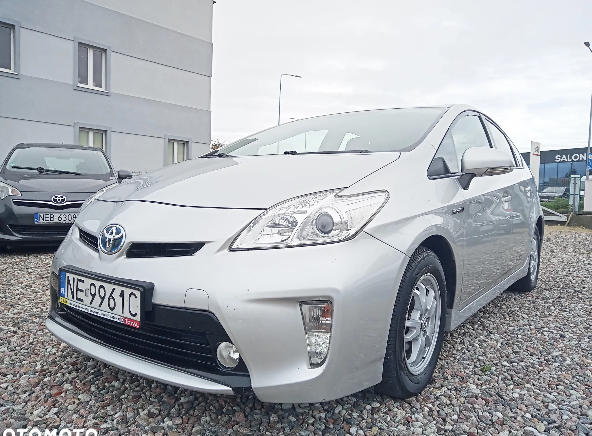 Toyota Prius cena 49900 przebieg: 142530, rok produkcji 2013 z Żnin małe 742